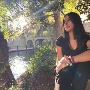 Meet your Posher, Sofia